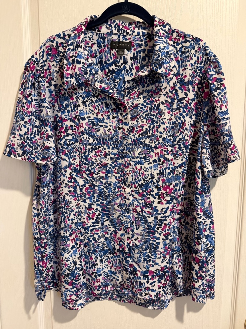 Investments Multicolor Abstract Spot Print Top in White, Blue & Pink